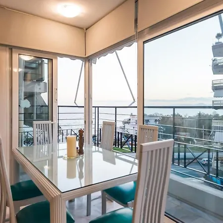 אתונה Flisvos Elite Seafront Luxury Apartment מראה חיצוני תמונה