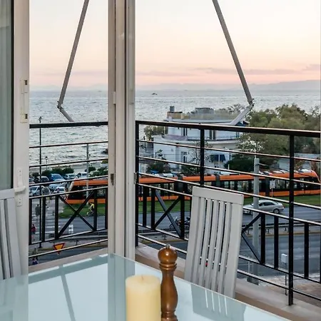אתונה Flisvos Elite Seafront Luxury Apartment מראה חיצוני תמונה