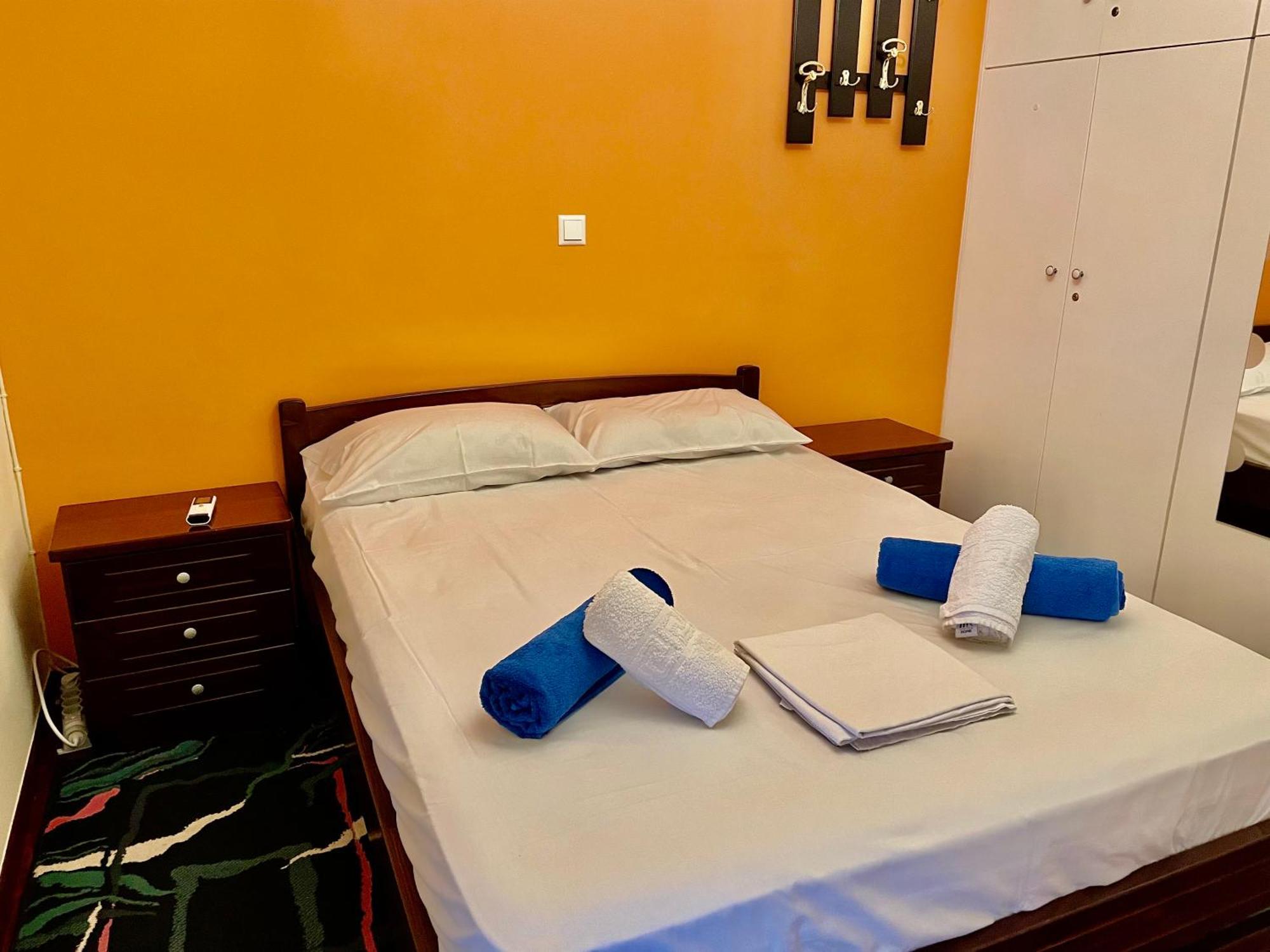 Flisvos Elite Seafront Luxury Apartament